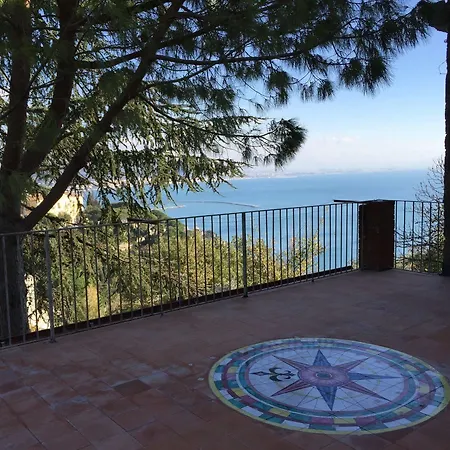 Il Melograno In Costa D'amalfi Vietri